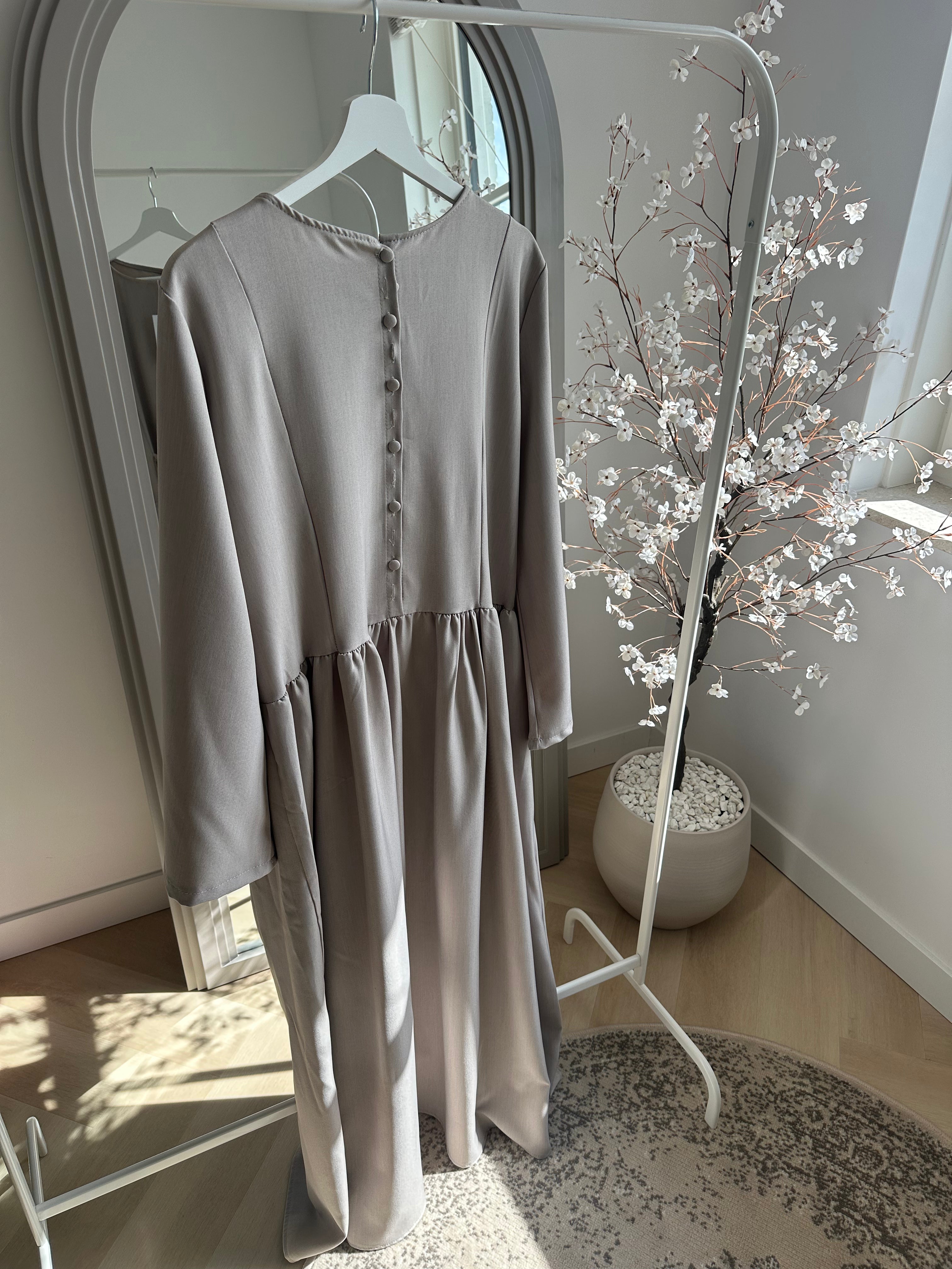 Nova dress | Taupe